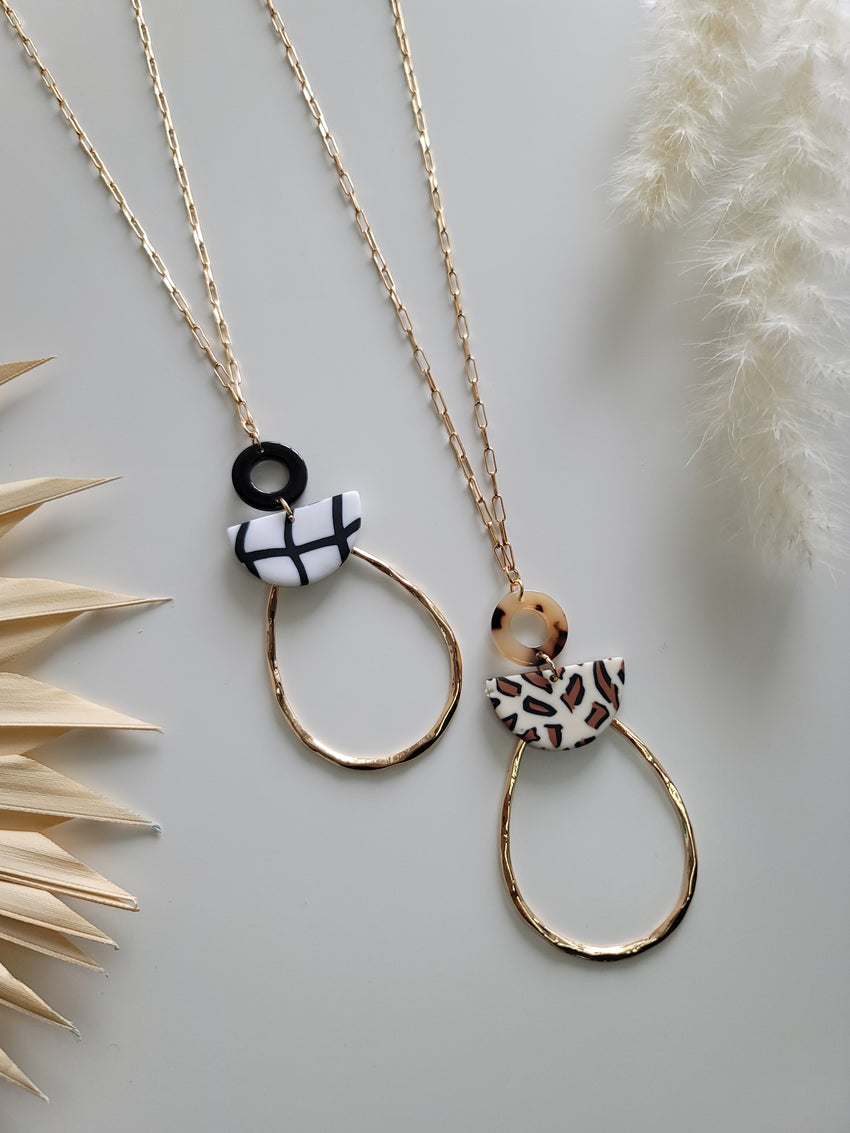 Pattern Pendant Drops Necklace