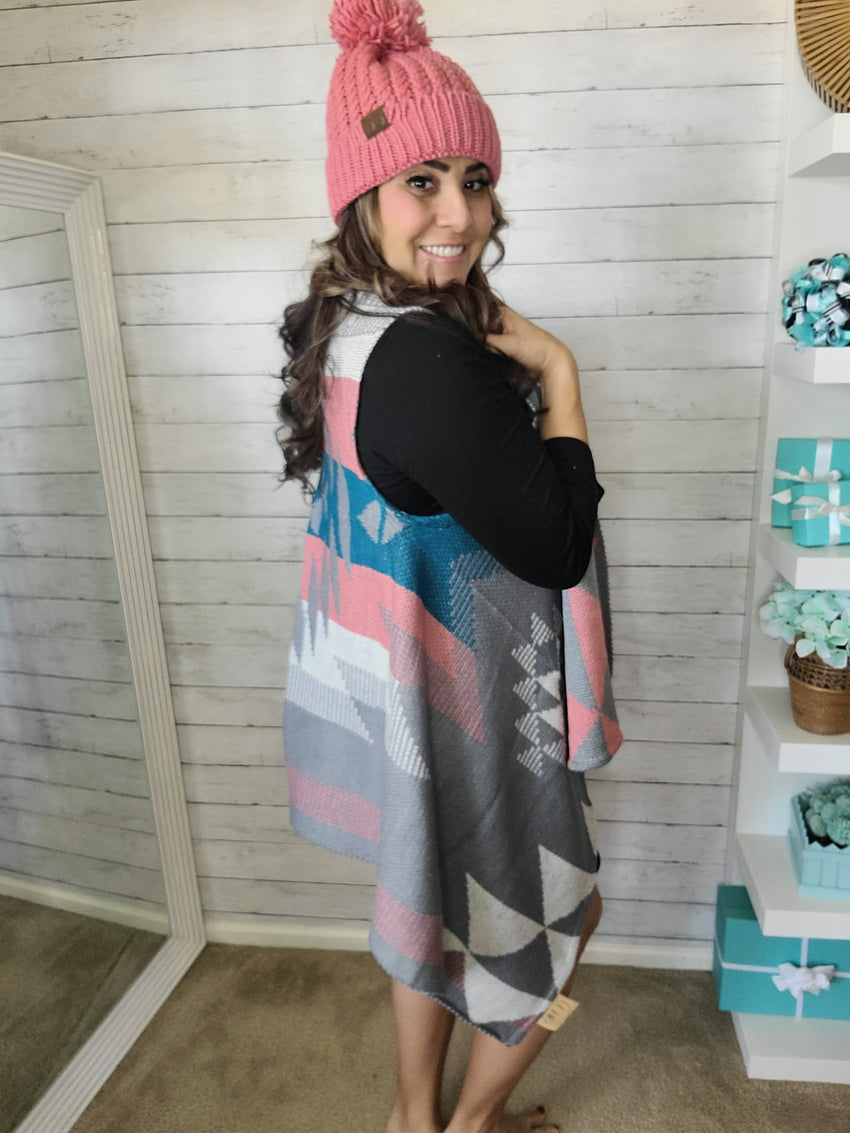 Anniversary Cable Knit Vest 2