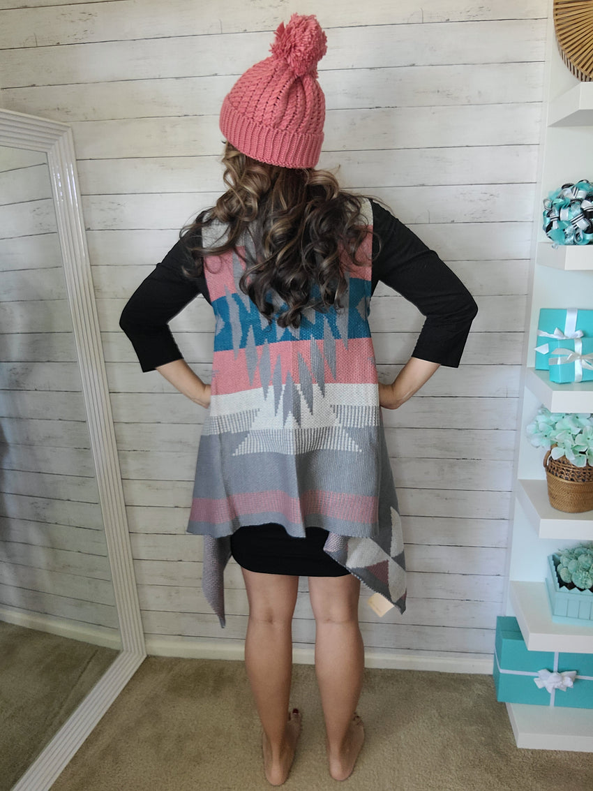Anniversary Cable Knit Vest 2